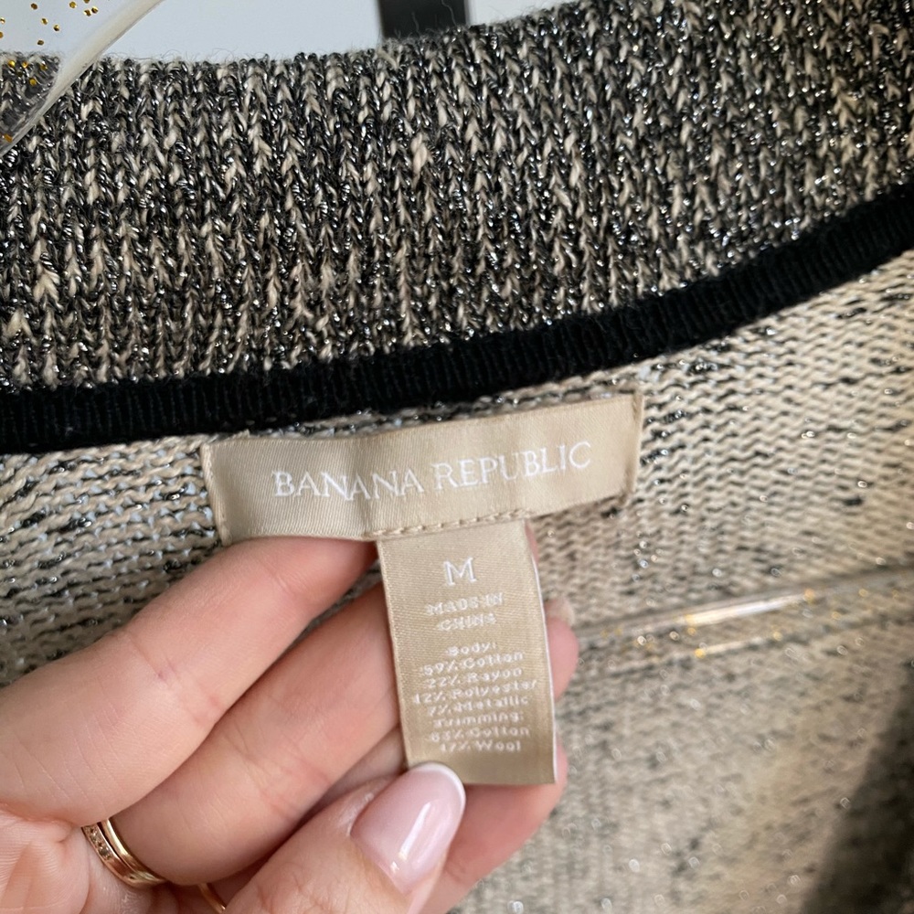 Sweater/ Blazer With Front Button - image 3